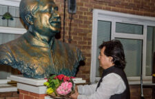 লন্ডনে বঙ্গবন্ধুর ভাস্কর্য : নেপথ্য কারিগরের কথা